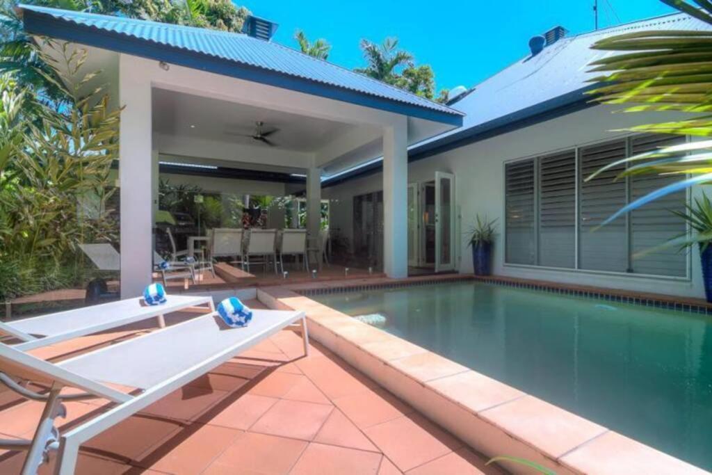 Villa Beauty Tiny Walk To Sea Port Douglas Exterior foto